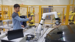 ETRI, 비전문가도 활용가능한 로봇 티칭 기술 개발